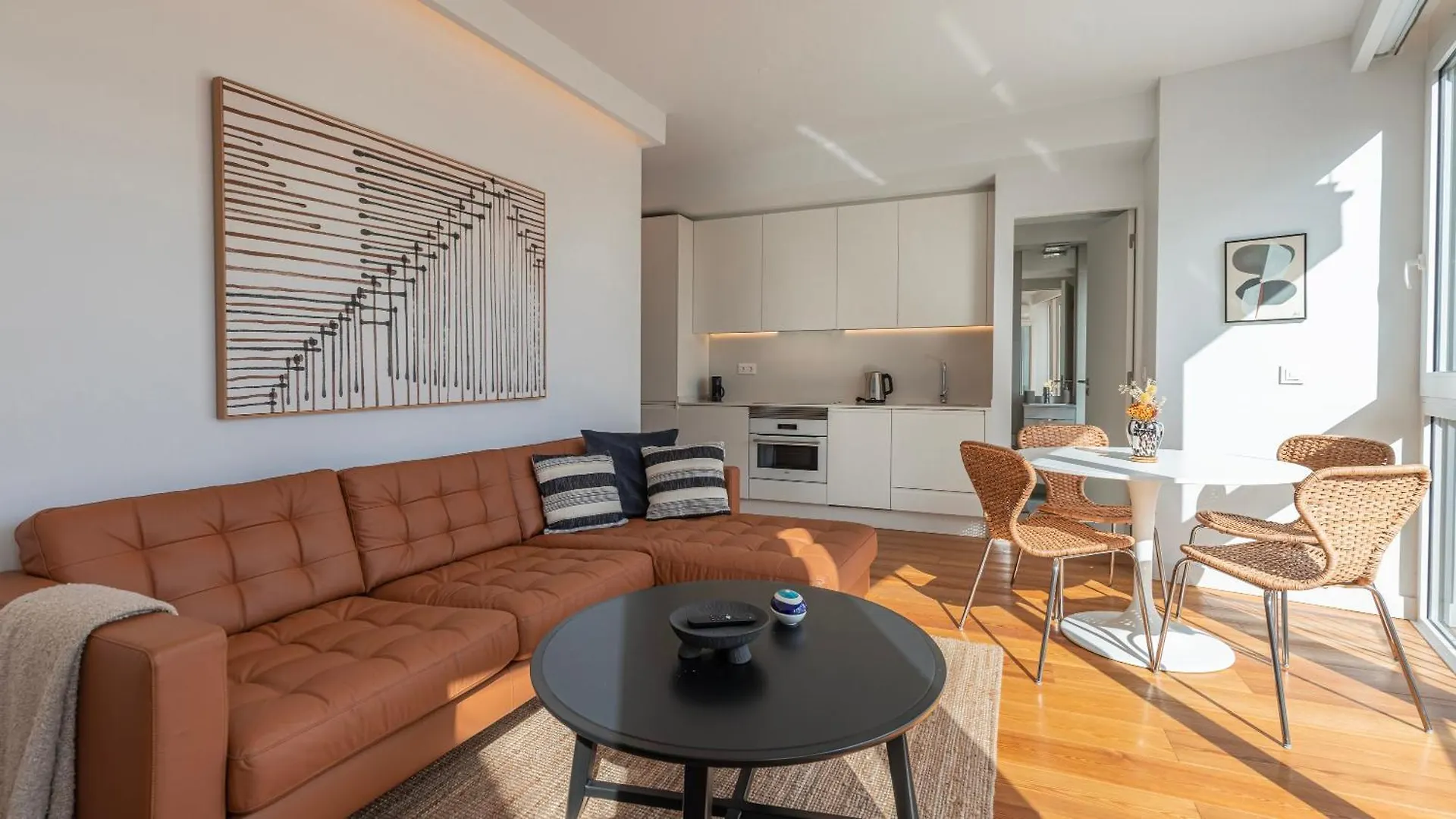 Classy 2Bdr House With Balcony By Lovelystay Лиссабон Апартаменты