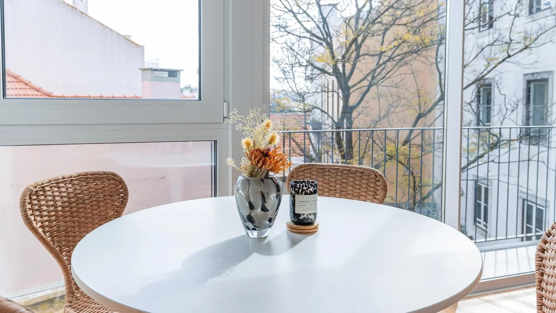 Apartment Classy 2Bdr House With Balcony By Lovelystay Lisbon