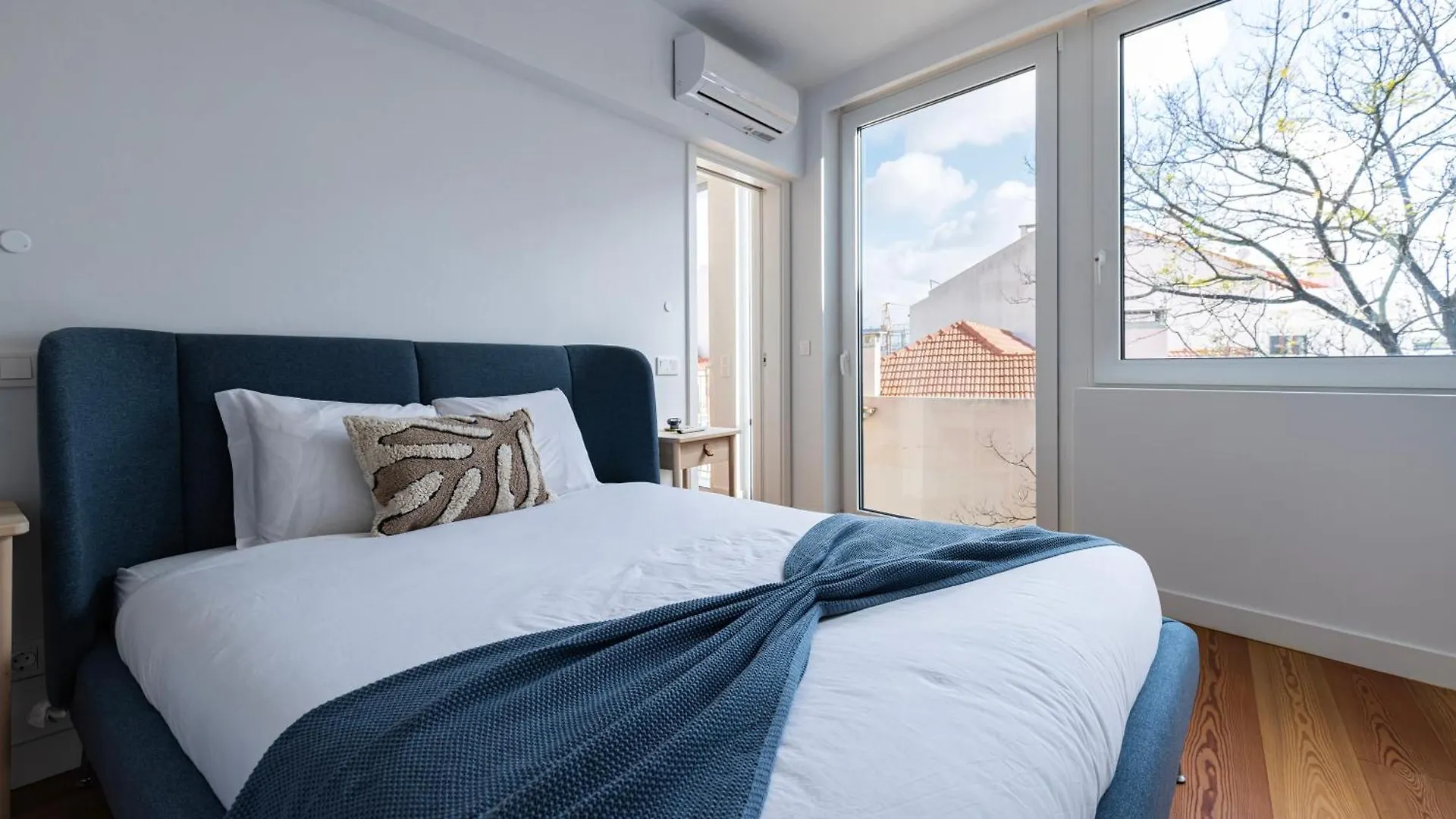 Classy 2Bdr House With Balcony By Lovelystay Lisbon